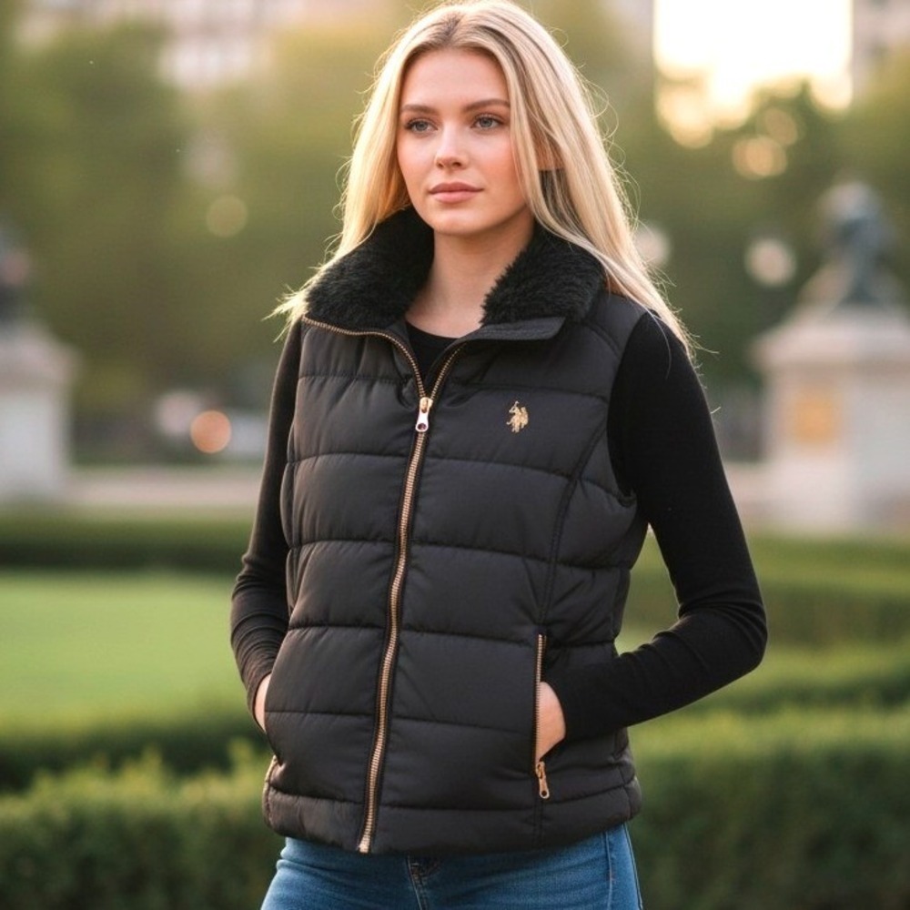US Polo Assn Womens Black Puffer Vest Faux Fur Collar Gold Zip Logo Size L